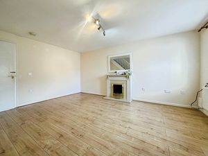 Lounge- click for photo gallery